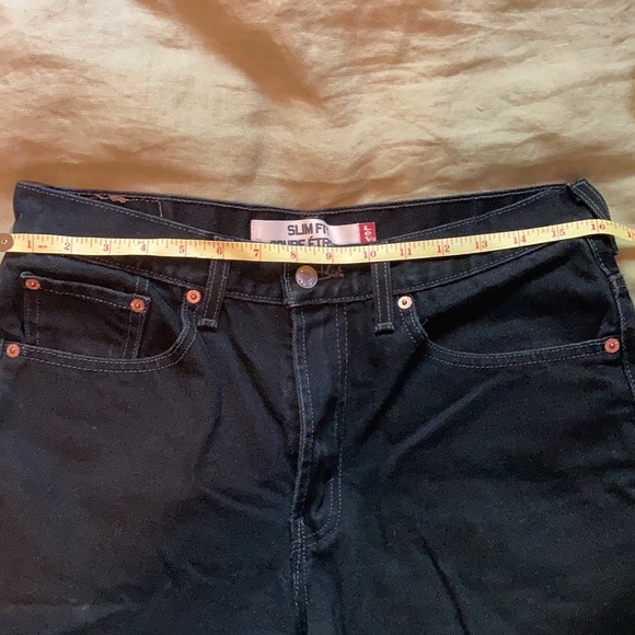 Levi’s cutoff shorts - Picture 4 of 6